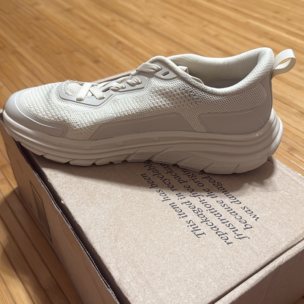 Nib Vionic Women's Supportive Deep Cushioning Enh… - image 3